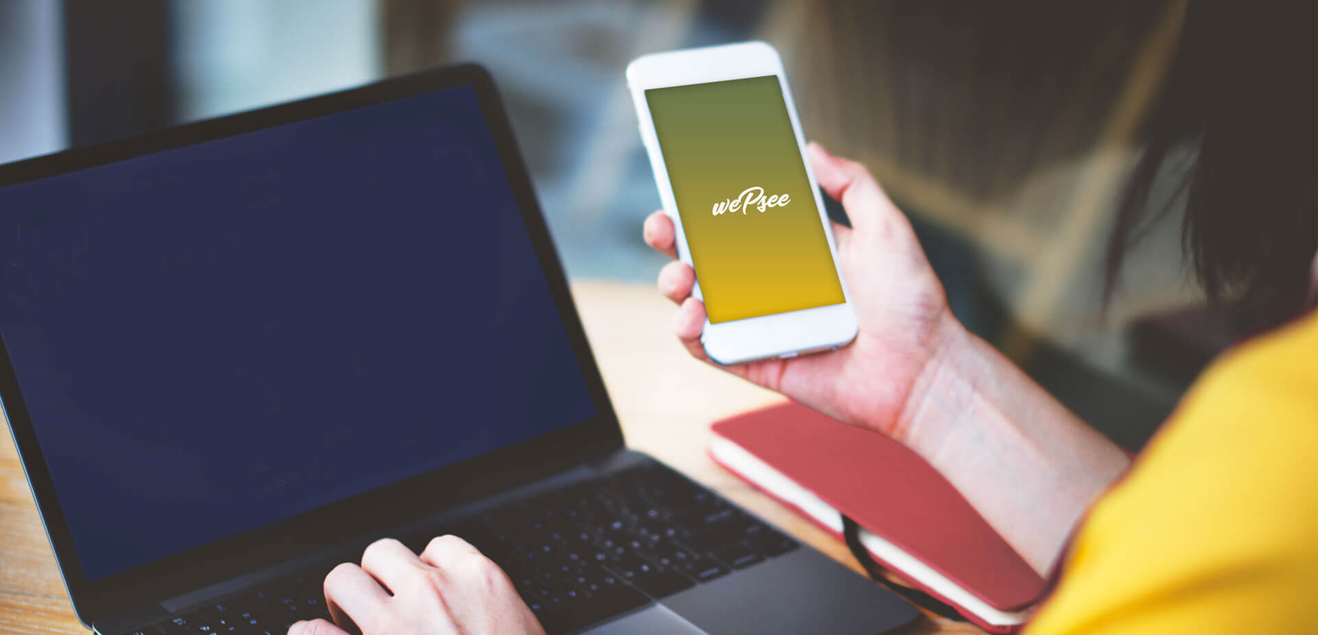 La plate-forme Wepsee s’adapte aussi bien sur votre ordinateur ou tablette que sur votre smartphone. Elle dispose des dernières avancées en matière de cryptage de données afin de vous garantir la confidentialité nécéssaire pour vos consultations comme pour vous données personnelles.