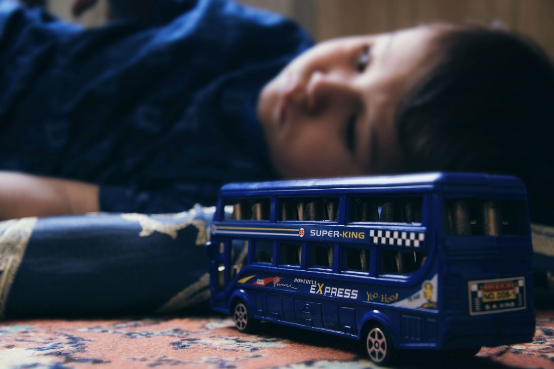 Les conséquences d'un décès dans la tête d'un enfant